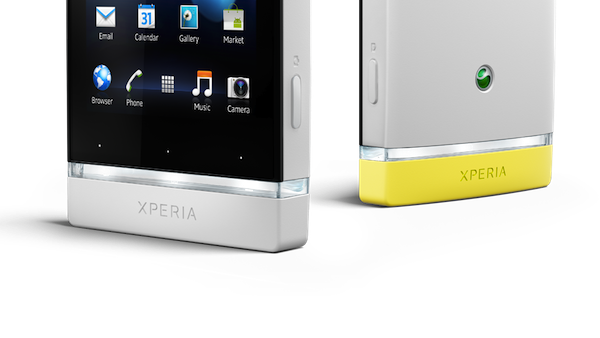 Sony_Xperia_U_4