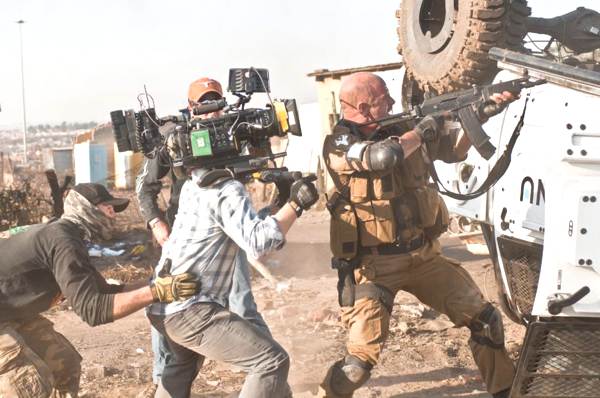 District 9 Behind the Scenes