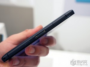 Xperia ZL2 11