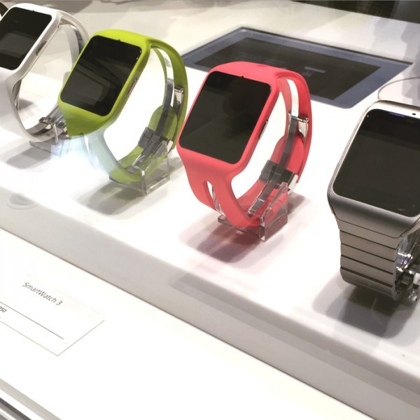 CES_2015_Sony_SmartWatch_3