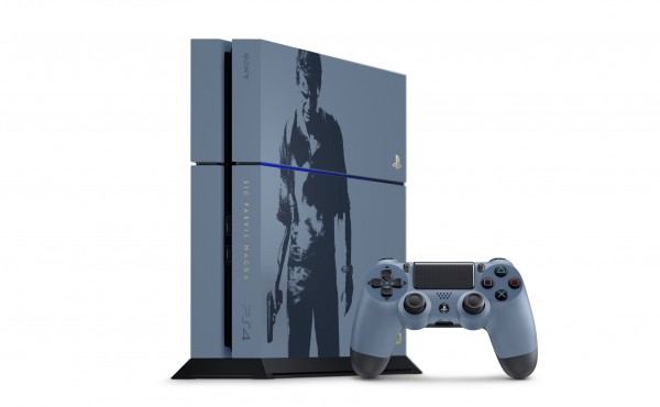 Uncharted_4_PS4_Bundle_Side