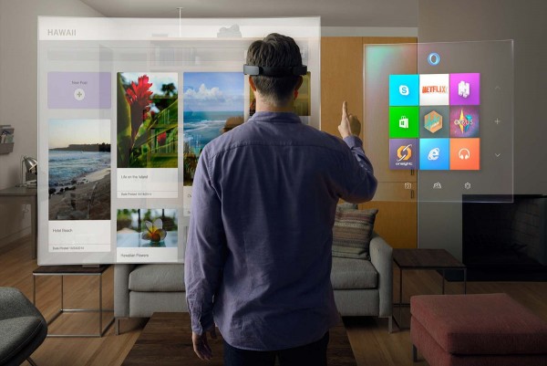 Microsoft_HoloLens_1